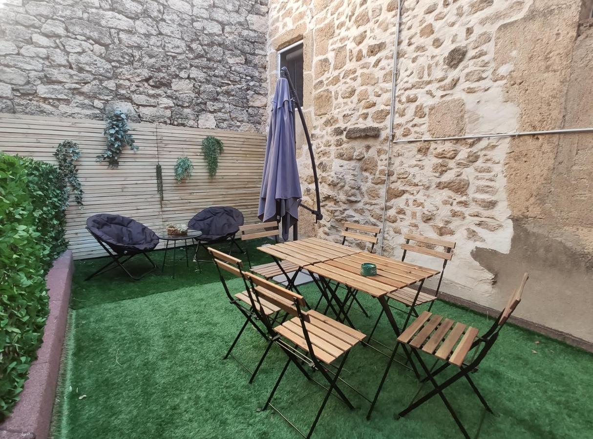 Chez Leon - Clim' & Patio - Appart Loupian Centre Eksteriør billede